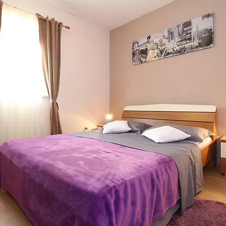 Eda Apartman Medulin